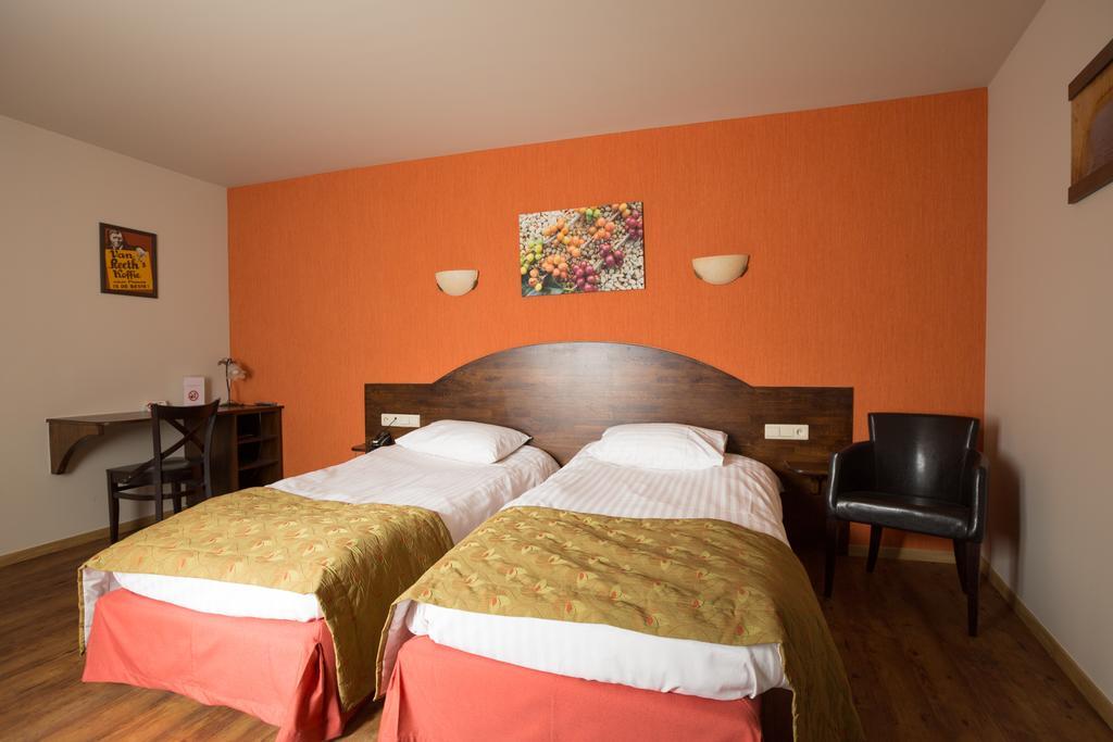 Hotel Van Reeth'S Koffiebranderij Puurs Bilik gambar