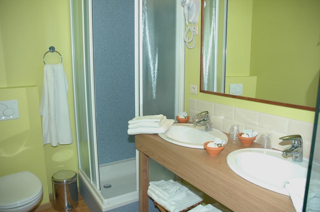 Hotel Van Reeth'S Koffiebranderij Puurs Bilik gambar
